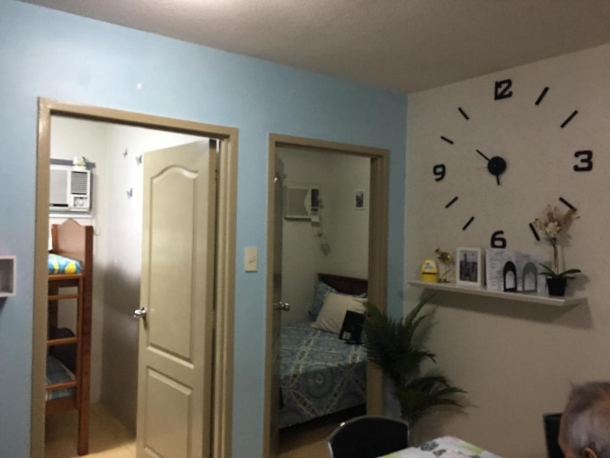 Hotel 2 BR Sorrento Oasis Pasig City Esterno foto