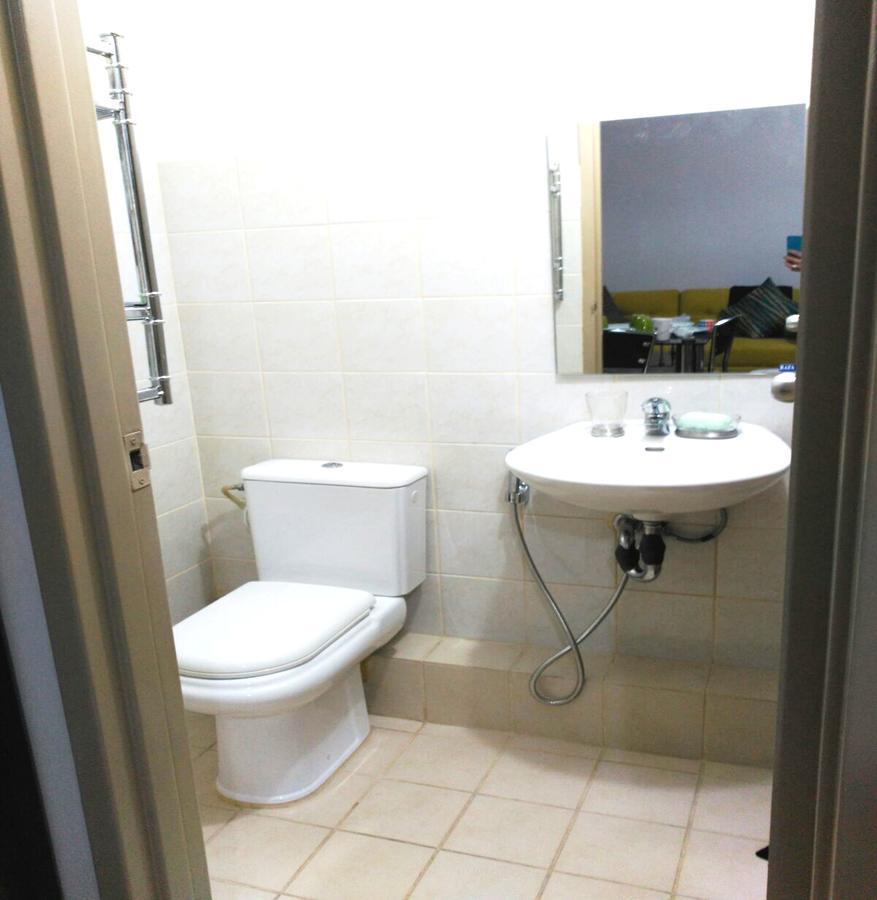 Hotel 2 BR Sorrento Oasis Pasig City Esterno foto