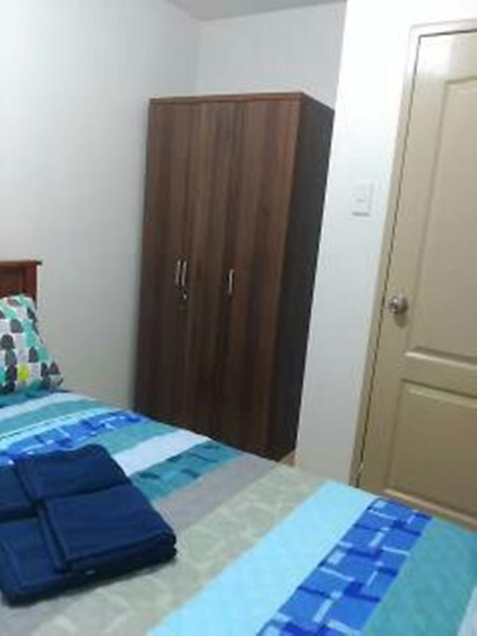 Hotel 2 BR Sorrento Oasis Pasig City Esterno foto