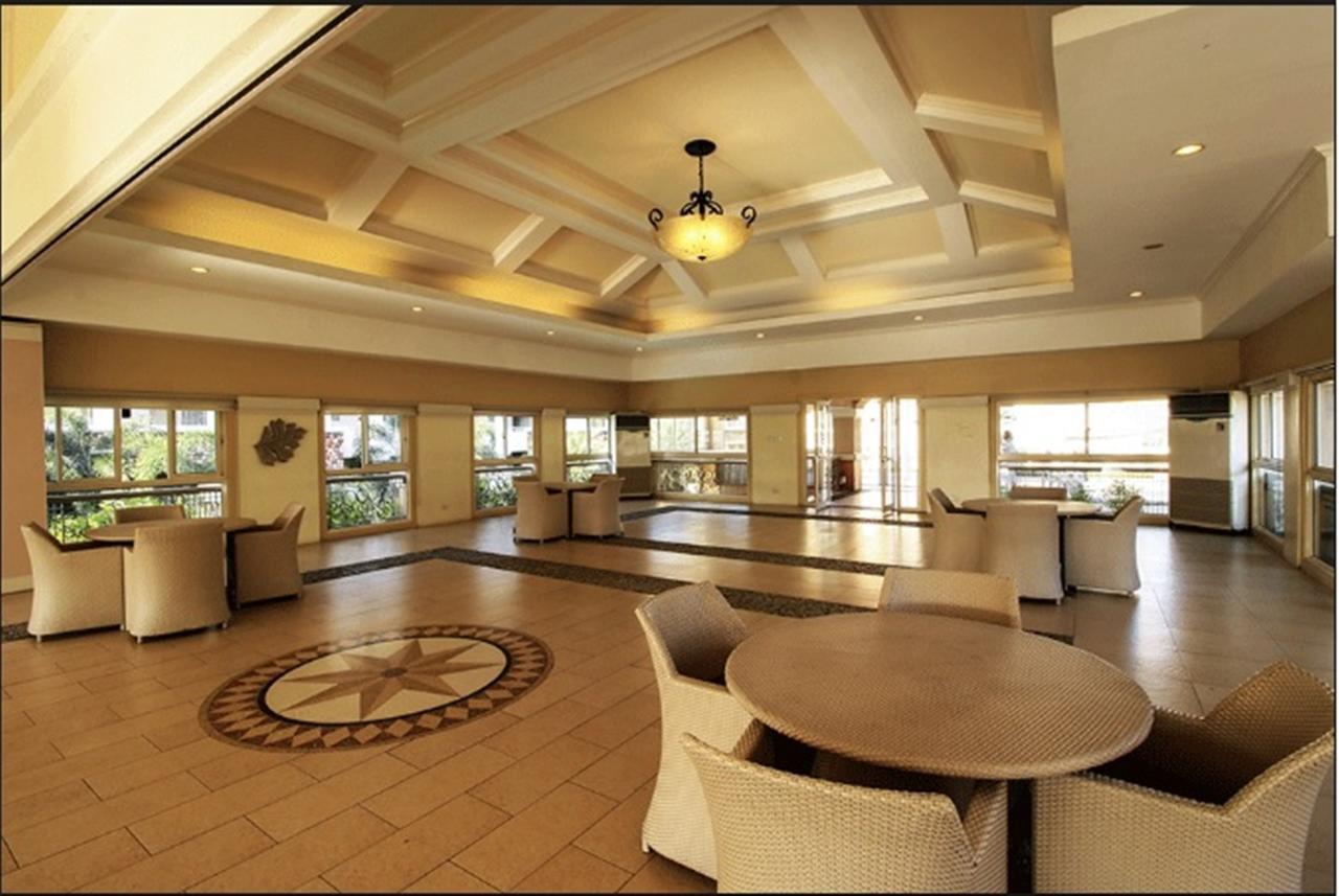 Hotel 2 BR Sorrento Oasis Pasig City Esterno foto