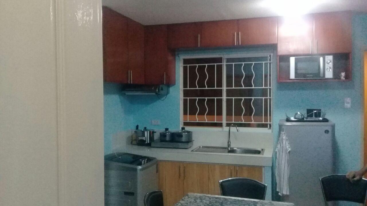 Hotel 2 BR Sorrento Oasis Pasig City Esterno foto